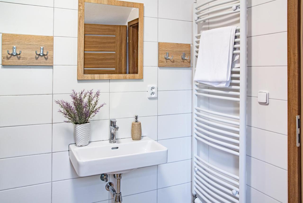 Apartmany Kurojedy Bor Exterior photo
